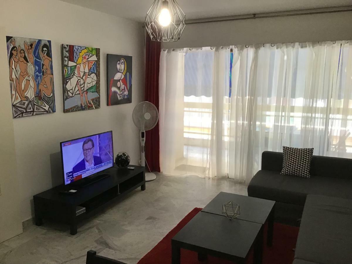 Lemeray Apartment